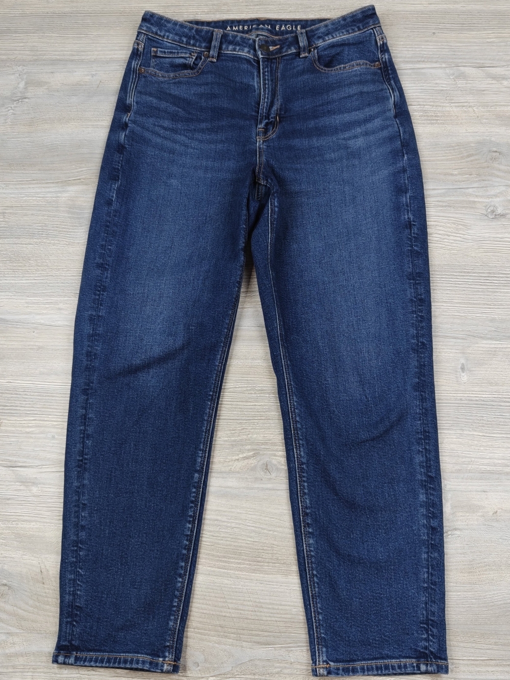 American Eagle Womens Size 10 Regular Stretch Mom Jean High Rise Dark Wash